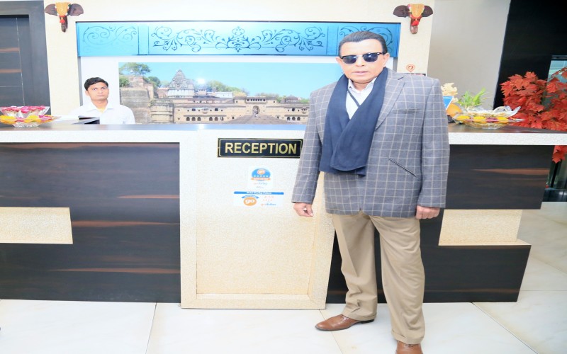 Celebrity visit in Hotel Devraj Maheshwar 